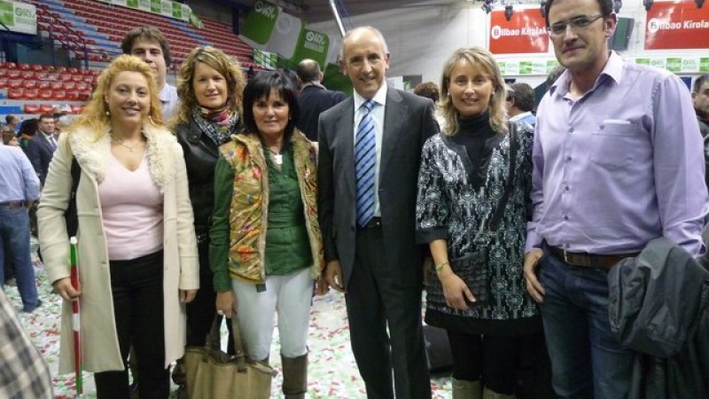 EAJ-PNV de ZALLA en Bilbao en el mitín de cierre de campaña. 18/11/2011
